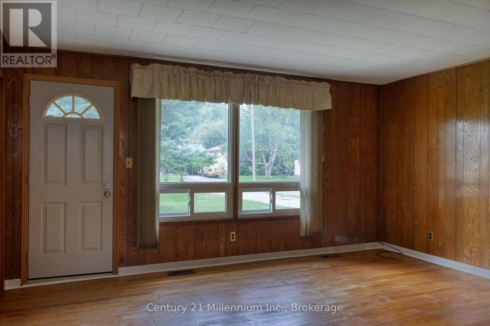 209 JOHN STREET - 12