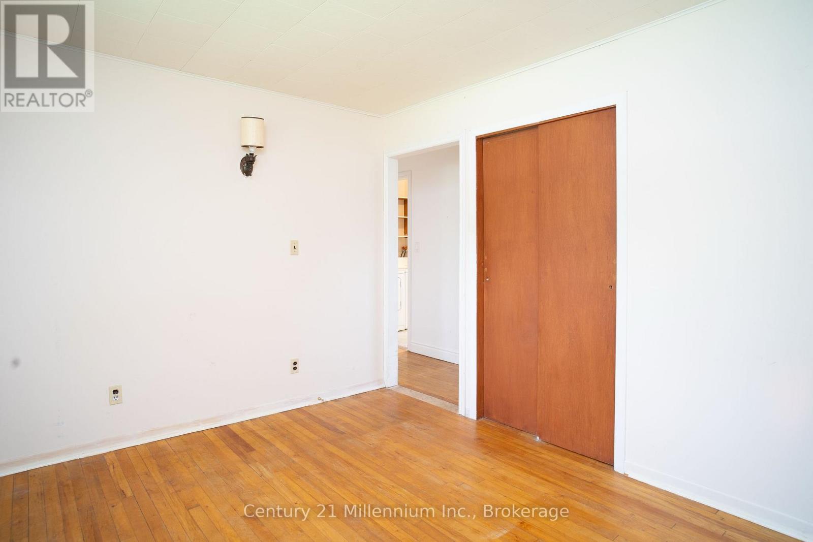 209 JOHN STREET - Image 20