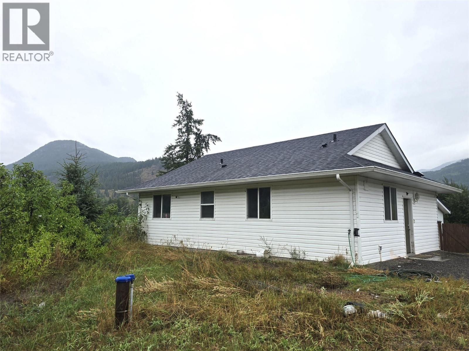 197 24 Highway - Image 30