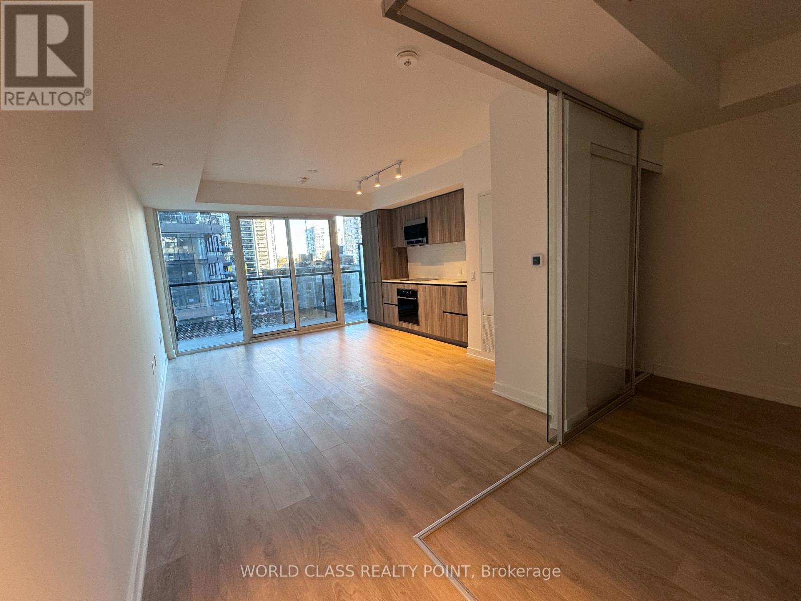 #405 117 BROADWAY Avenue, Toronto (Mount Pleasant West), Ontario, M4P1V3, Toronto (Mount Pleasant West), Ontario — photo 3 of 5