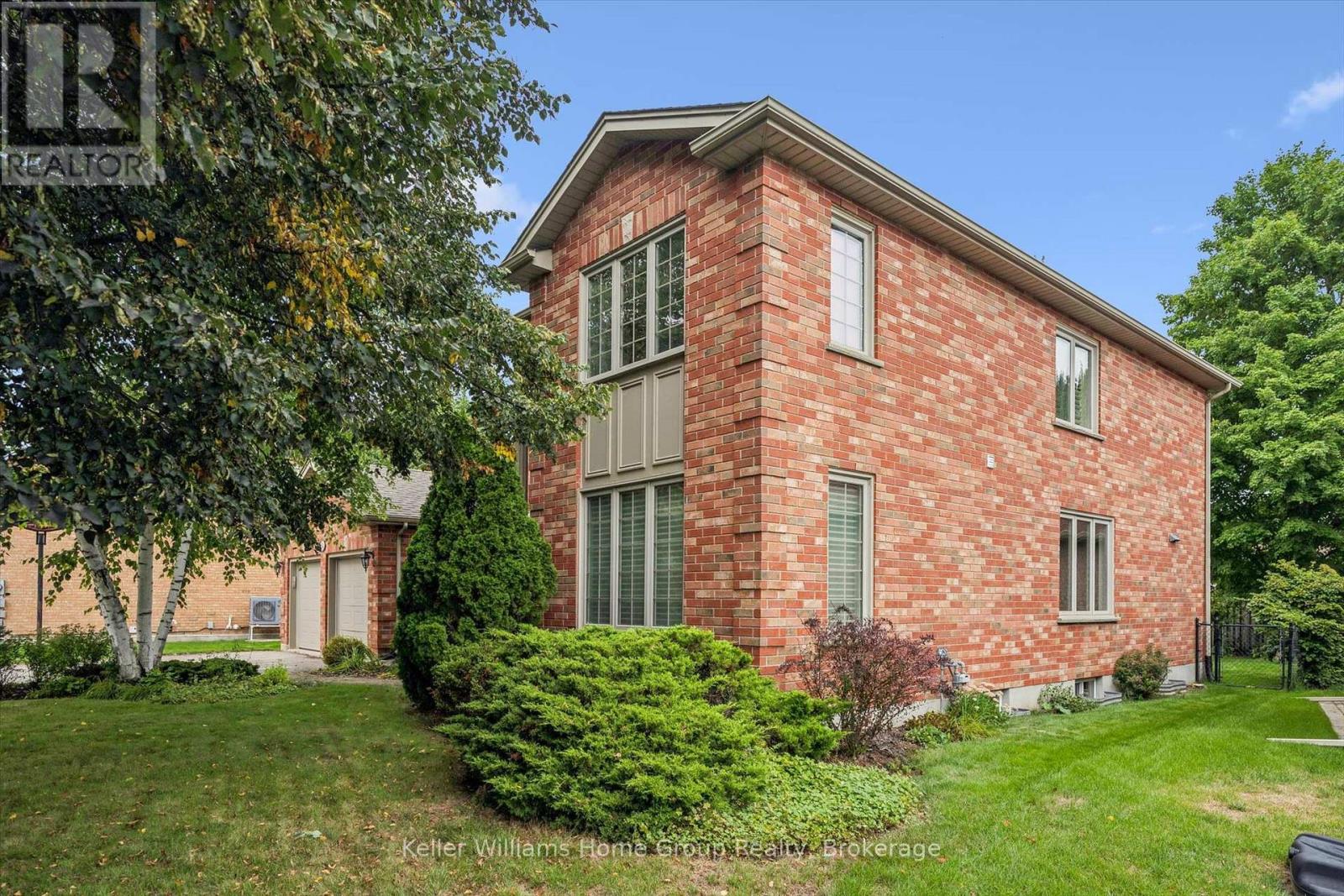 24 FIELDSTONE ROAD, Guelph (Kortright East) — photo 2