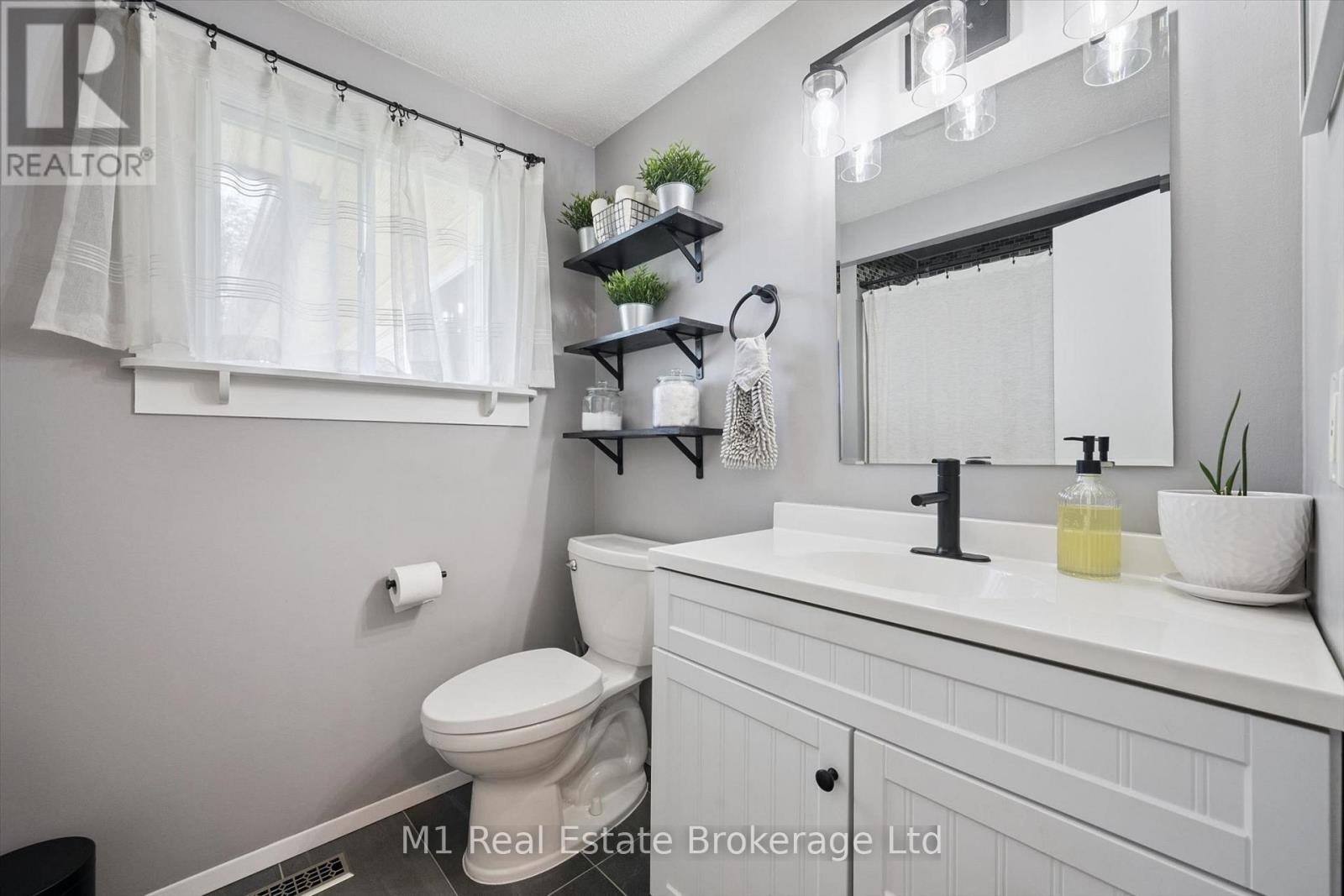 372 ARGYLL STREET - Image 23