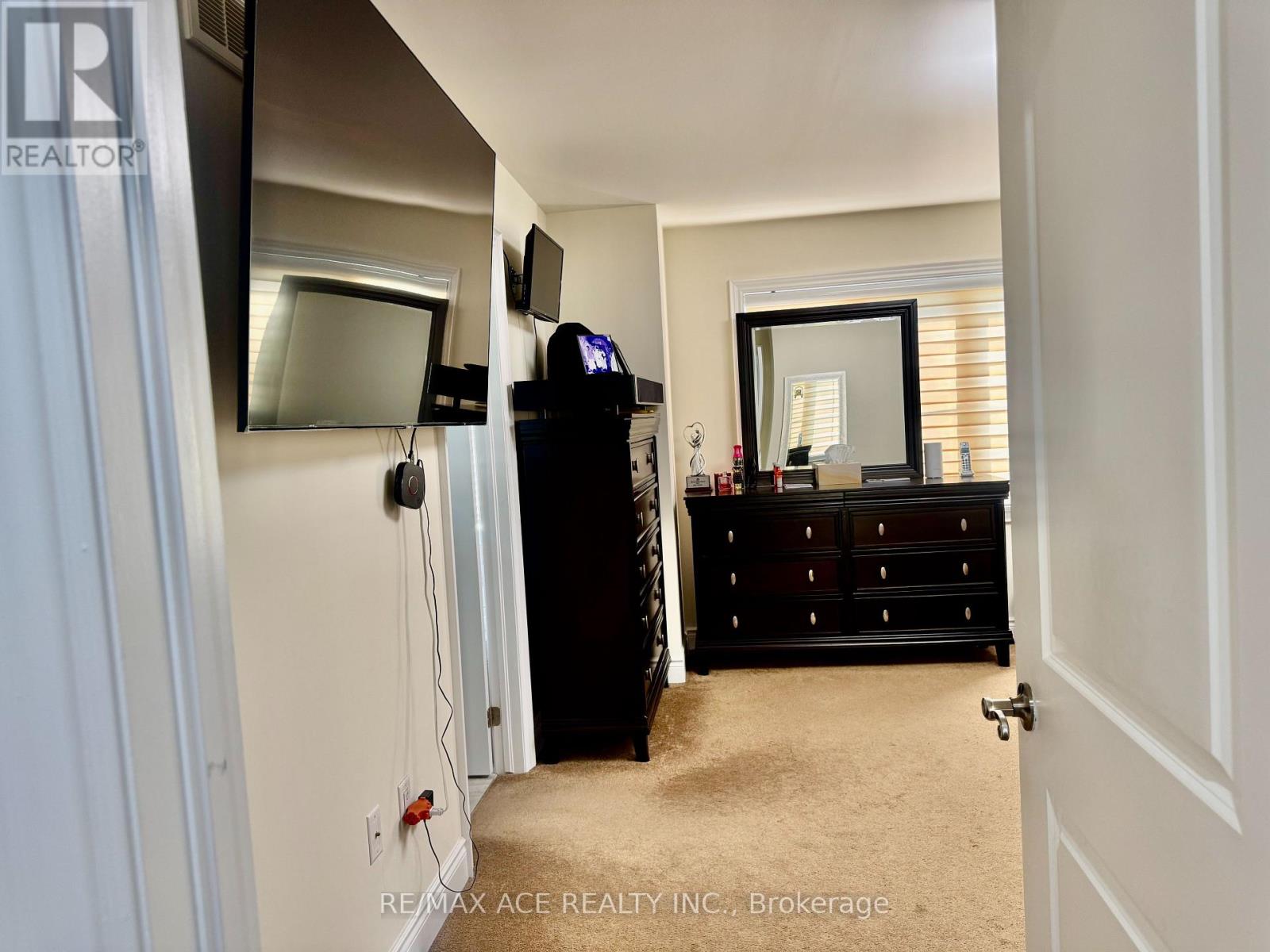 1011 CAMEO STREET - 19