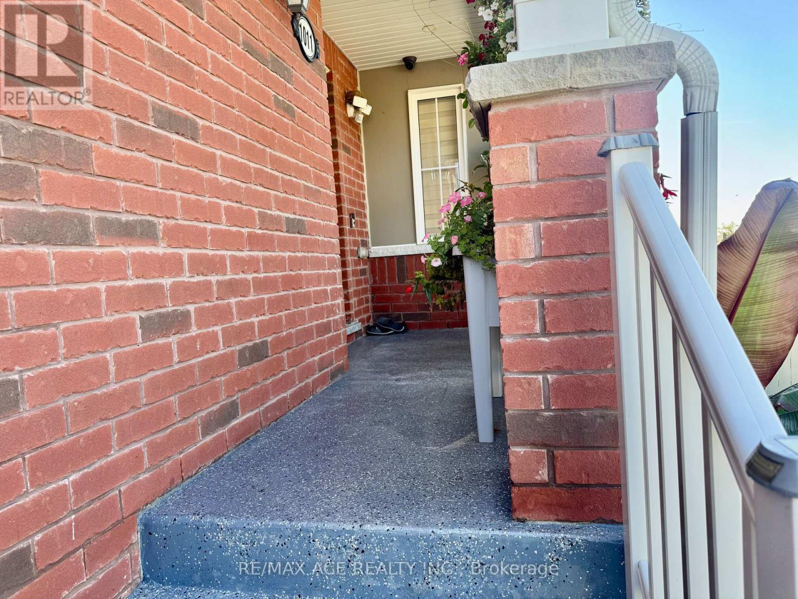 1011 CAMEO STREET - 4