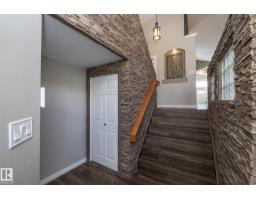 Recreation room - 10416 148 St Nw, Edmonton, AB T5N3G8 Photo 8