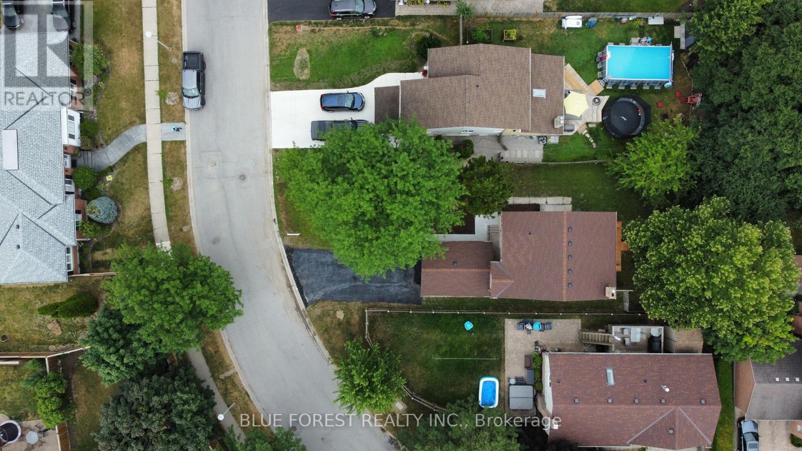 1048 MAHOGANY ROAD - 39