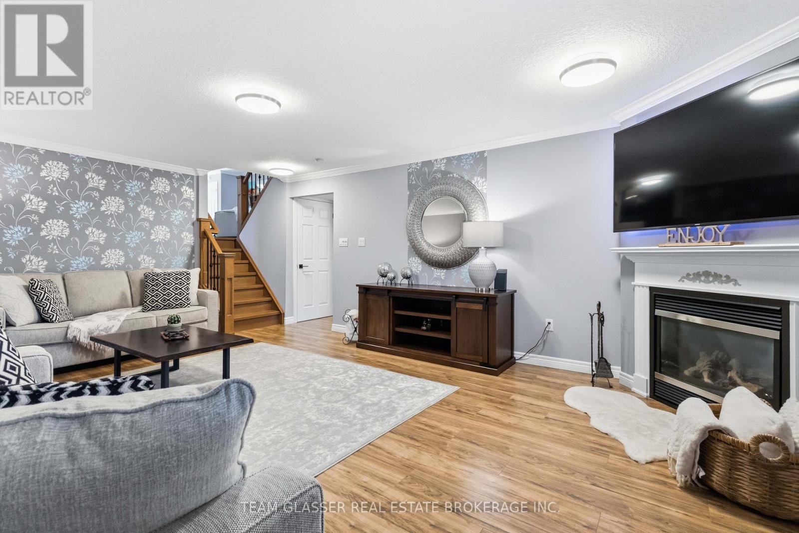 2334 MEADOWGATE BOULEVARD - Image 17