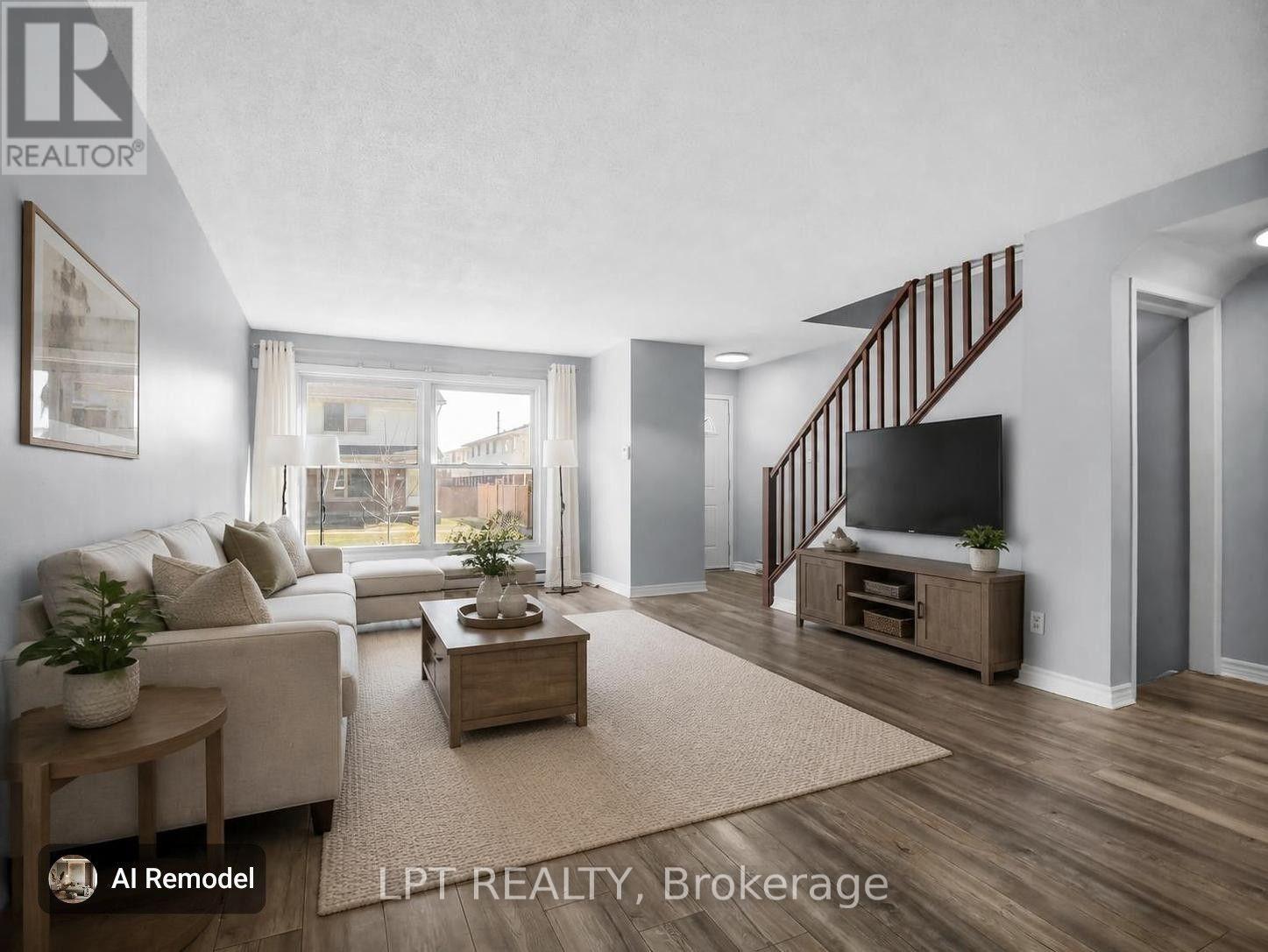 #100 51 SHOLTO DRIVE - 1