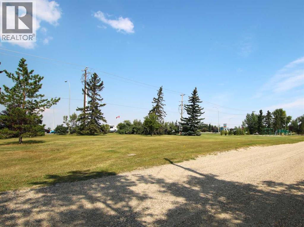108 Flett Drive Northeast, Airdrie, Alberta, T4B1N2, Airdrie, Alberta — photo 4 of 5