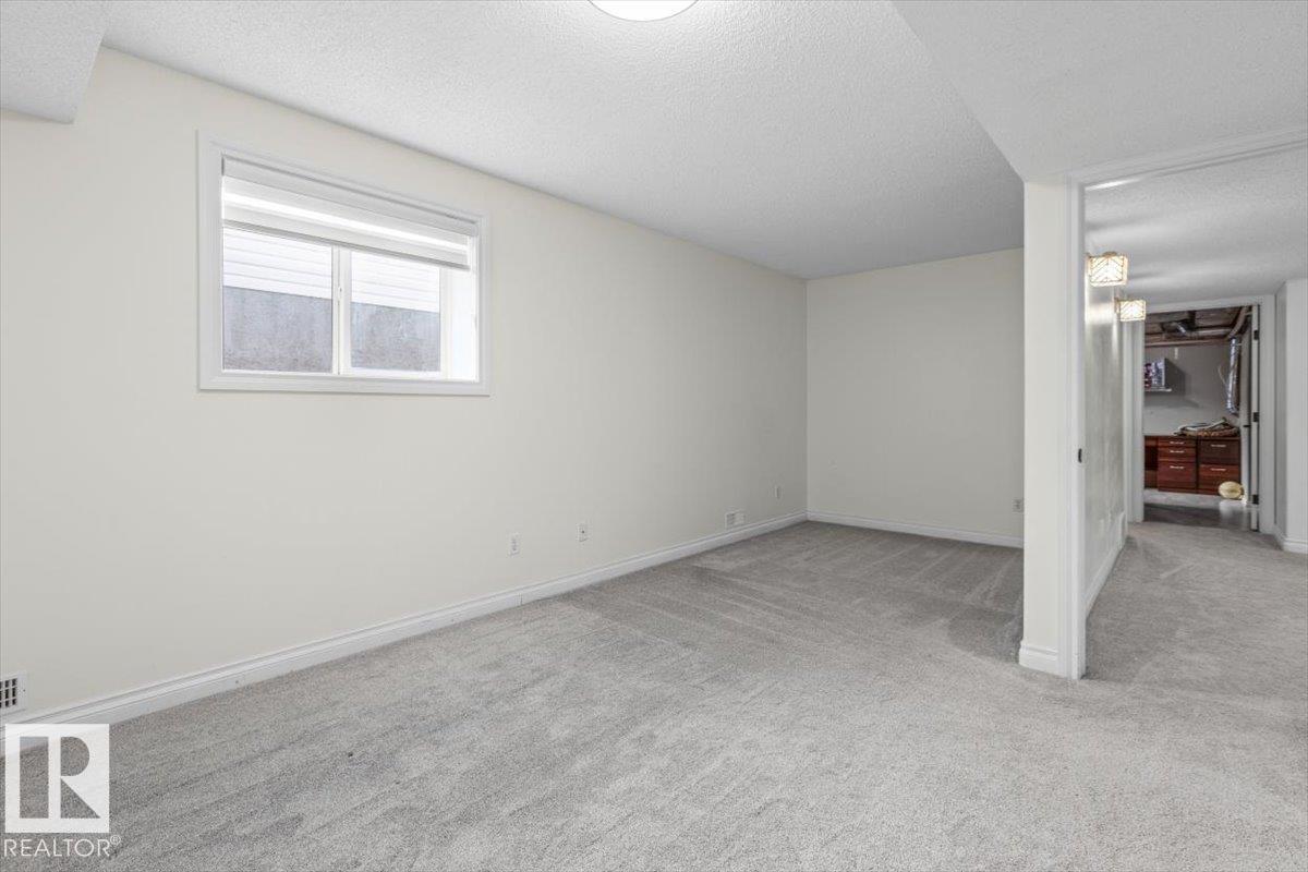 15420 44 ST NW - 23