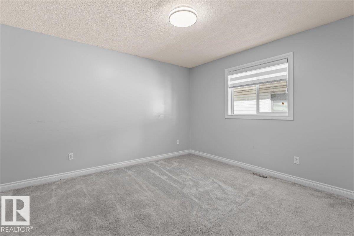 15420 44 ST NW - 29