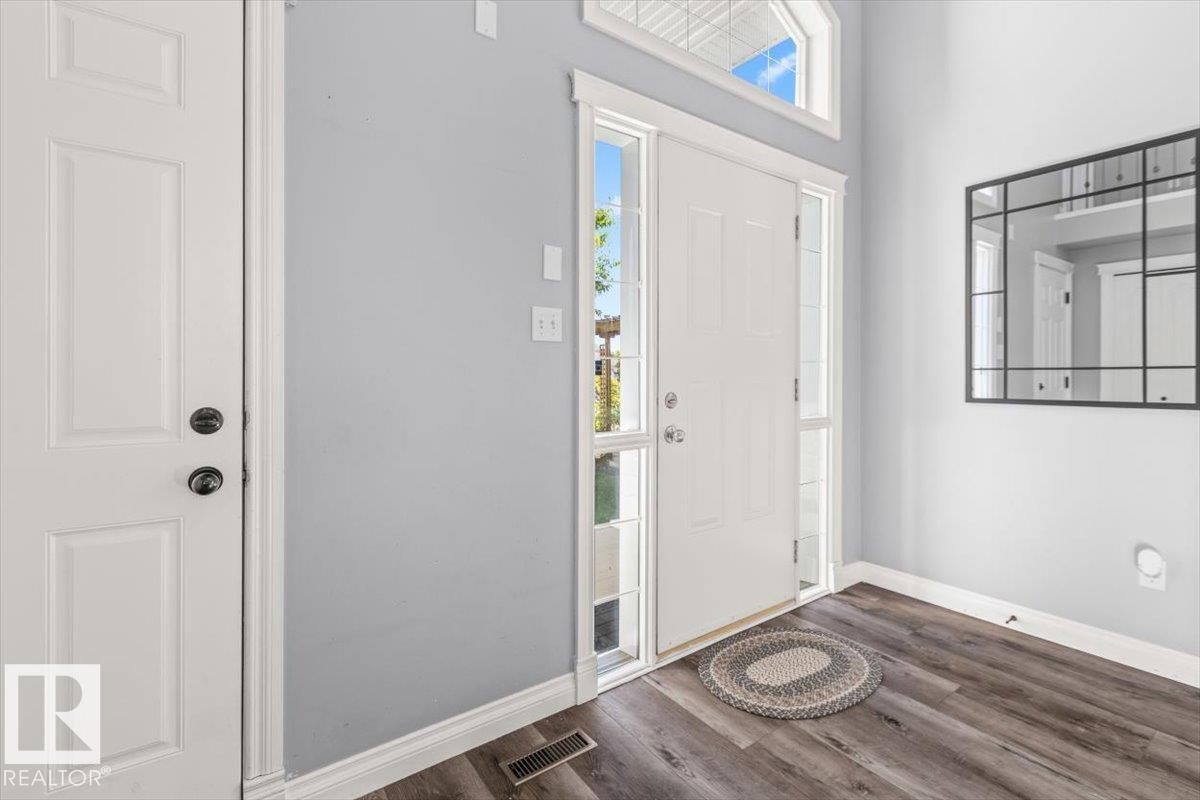 15420 44 ST NW - 14