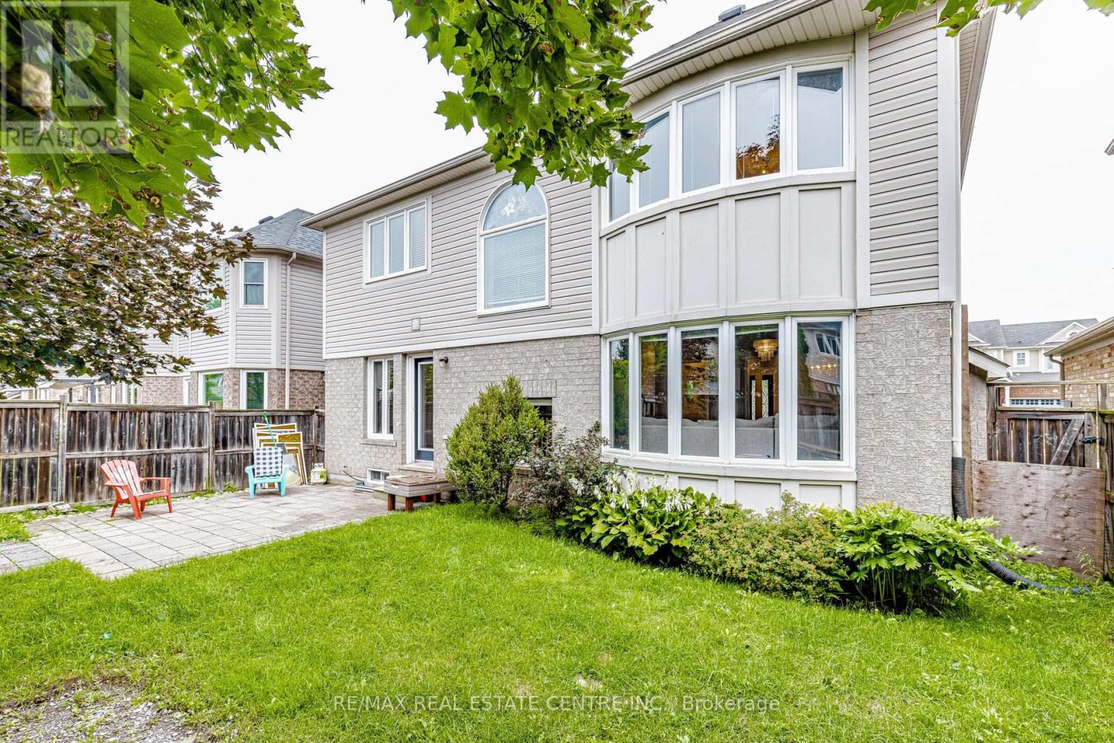 12 DUNNING DRIVE - 29
