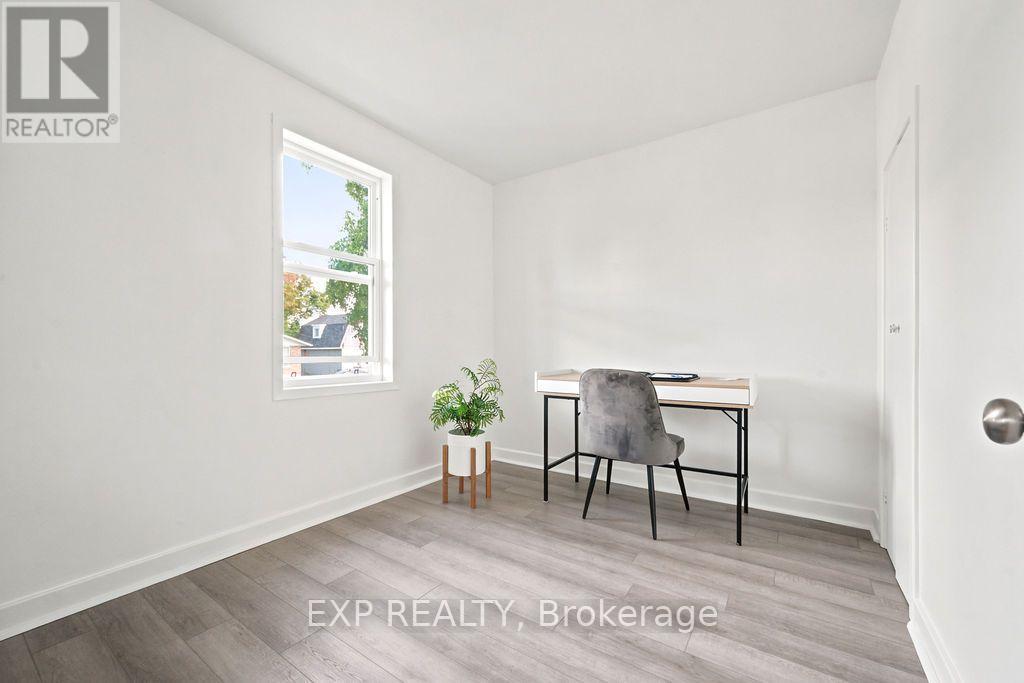 399 HAIG AVENUE - Image 19