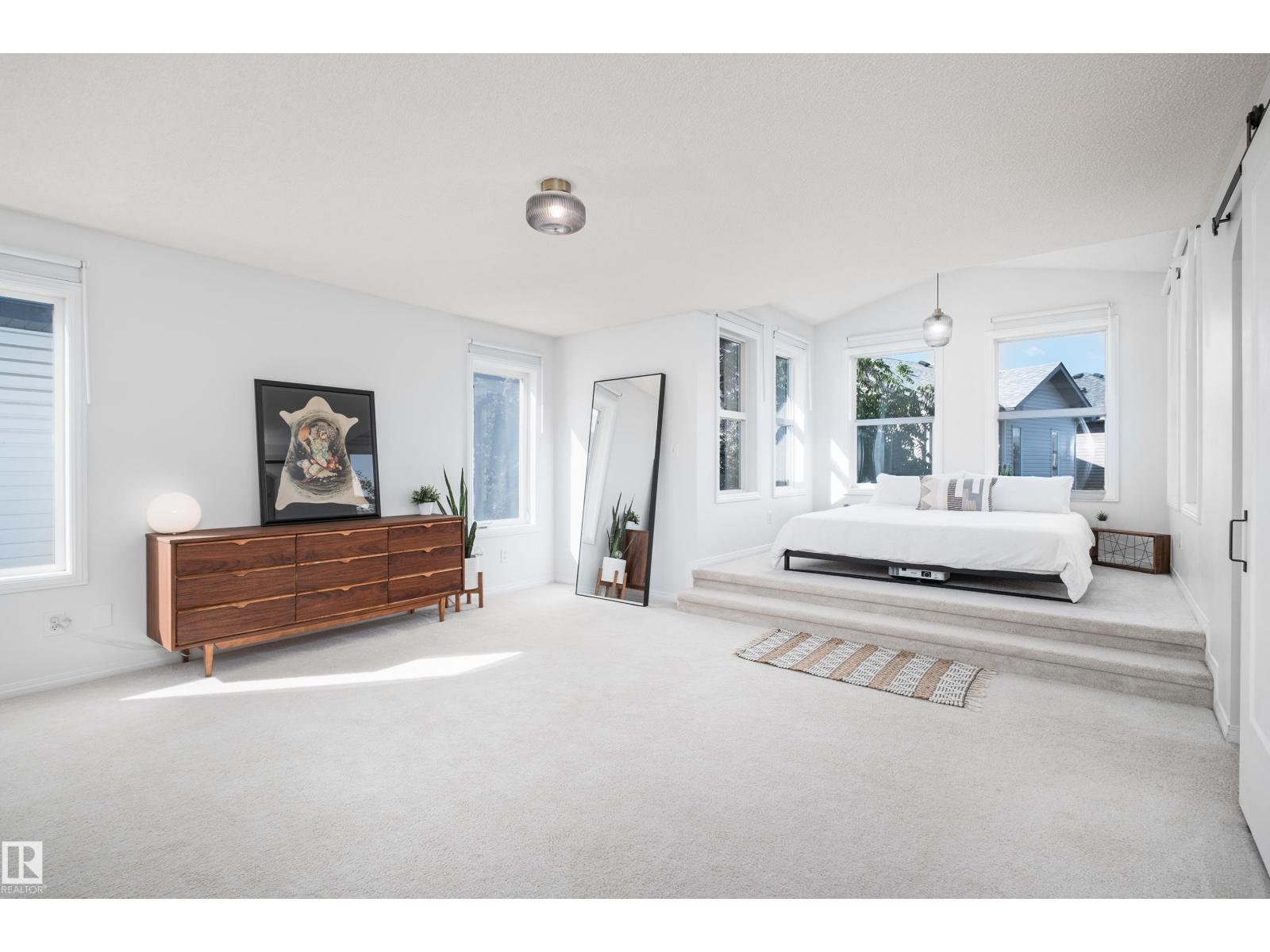 1128 114 ST SW - 17
