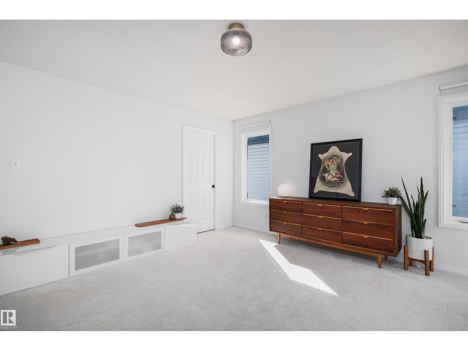 1128 114 ST SW - 18