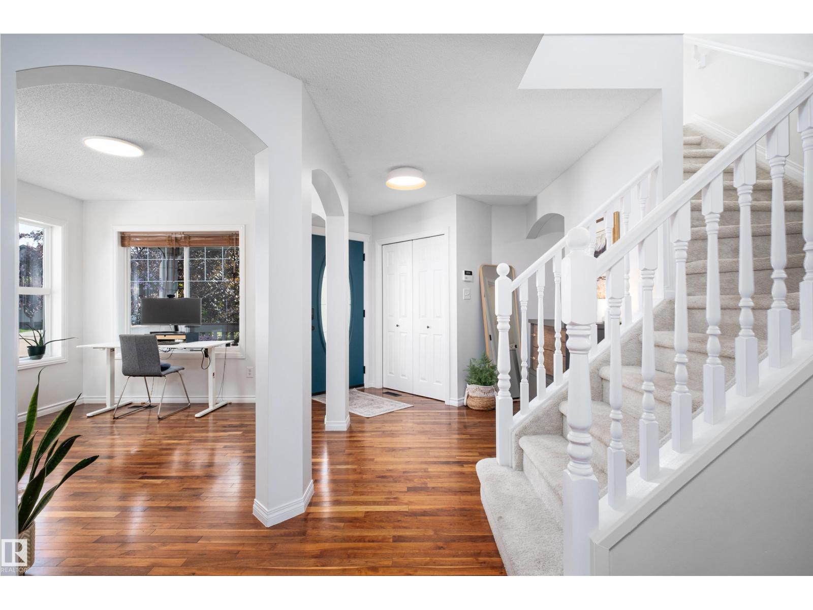 1128 114 ST SW - 3