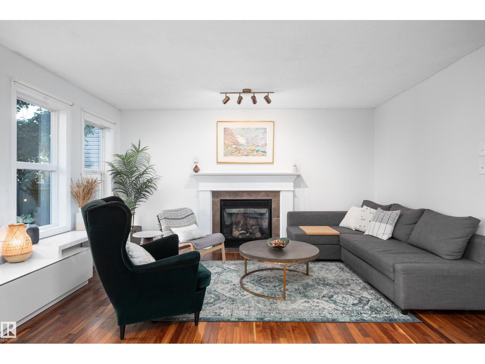 1128 114 ST SW - 6