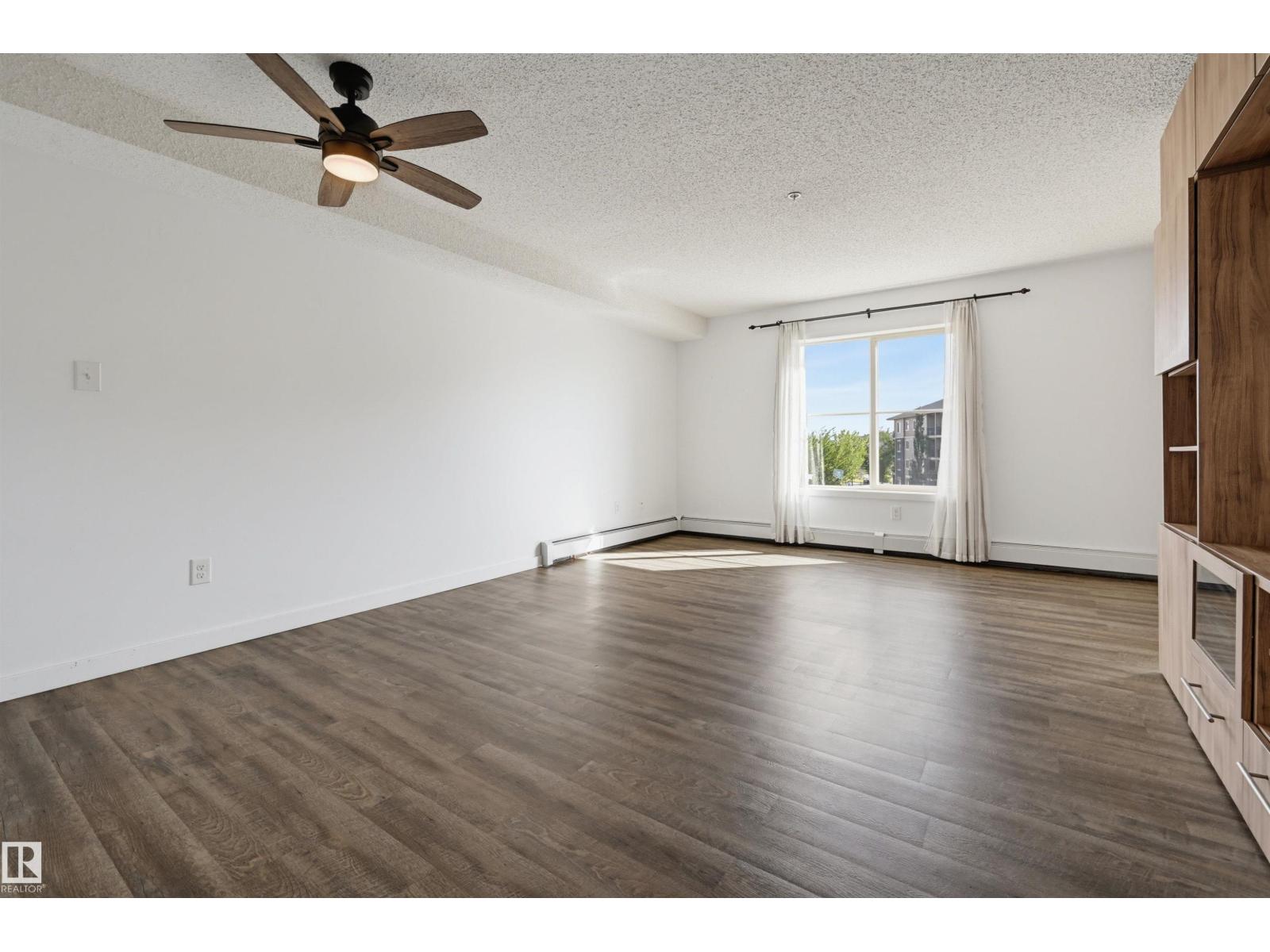 #309 1060 MCCONACHIE BV NW, Edmonton, Alberta, T5Y0W9, Edmonton, Alberta — photo 2 of 5