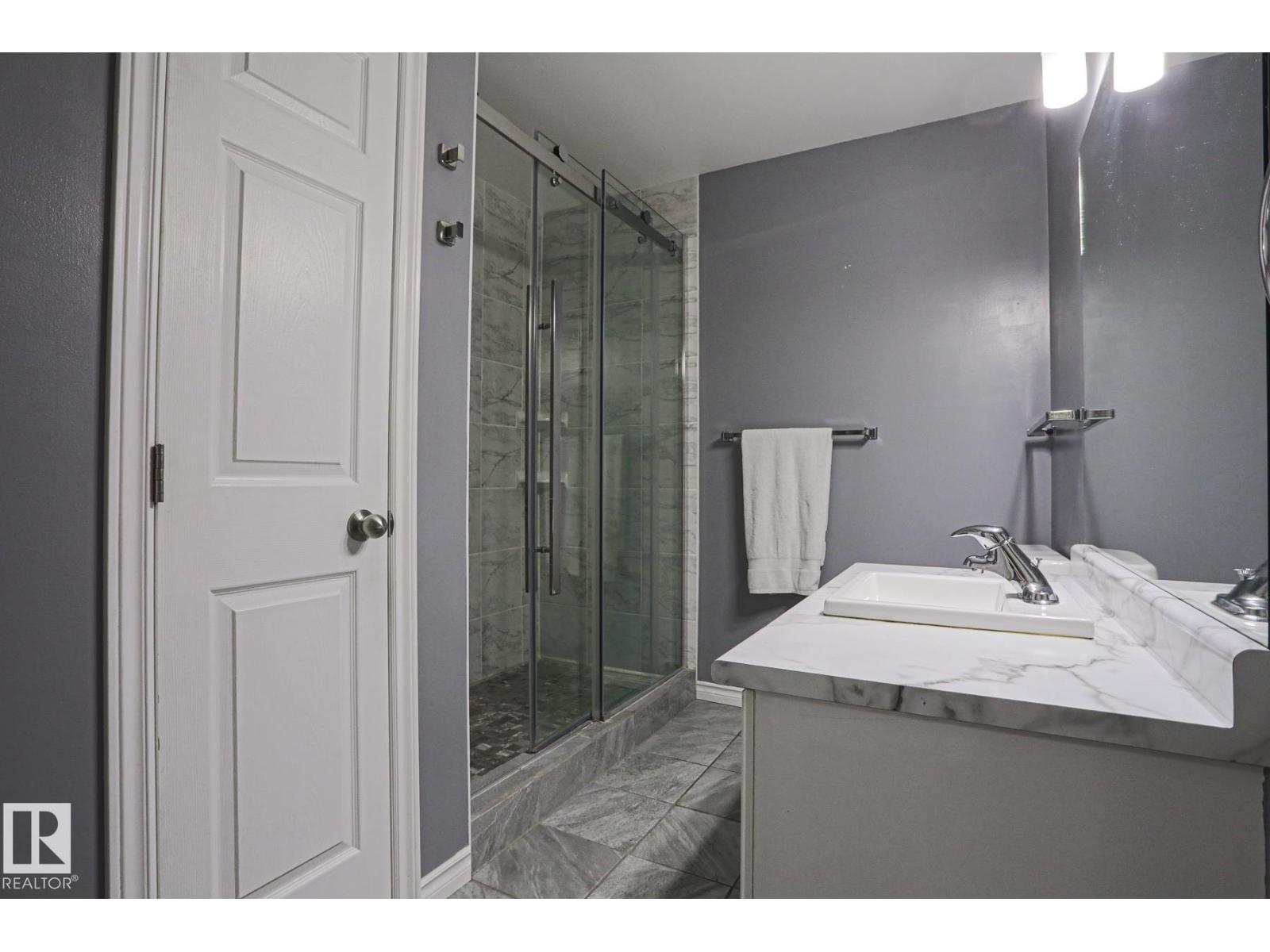 15031 135 ST NW - 35