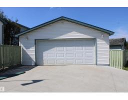 15031 135 St Nw Nw, Edmonton, AB T6V1M9 Photo 11