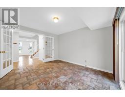 Dining room - 18 Arbordale Crescent, Ottawa, ON K2G5C6 Photo 6