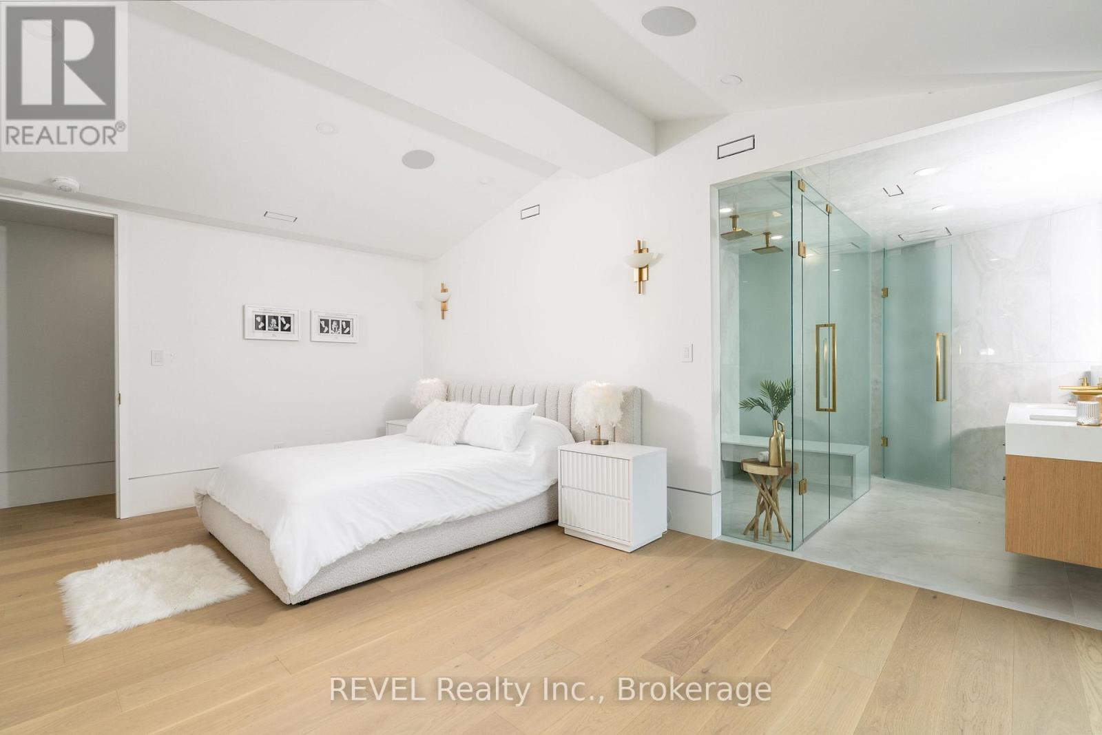 88 OCTOBER DRIVE - Image 33