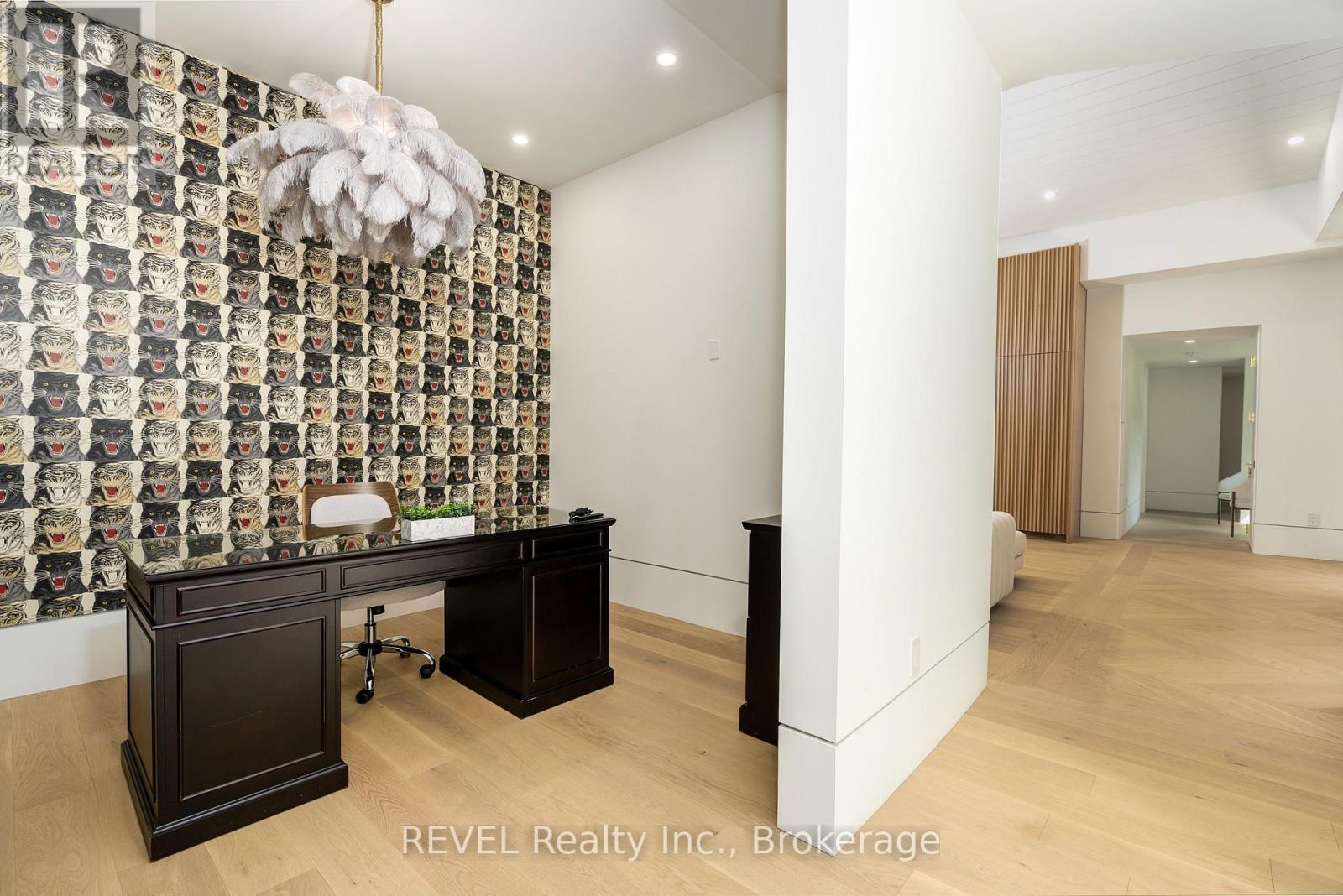 88 OCTOBER DRIVE - Image 36