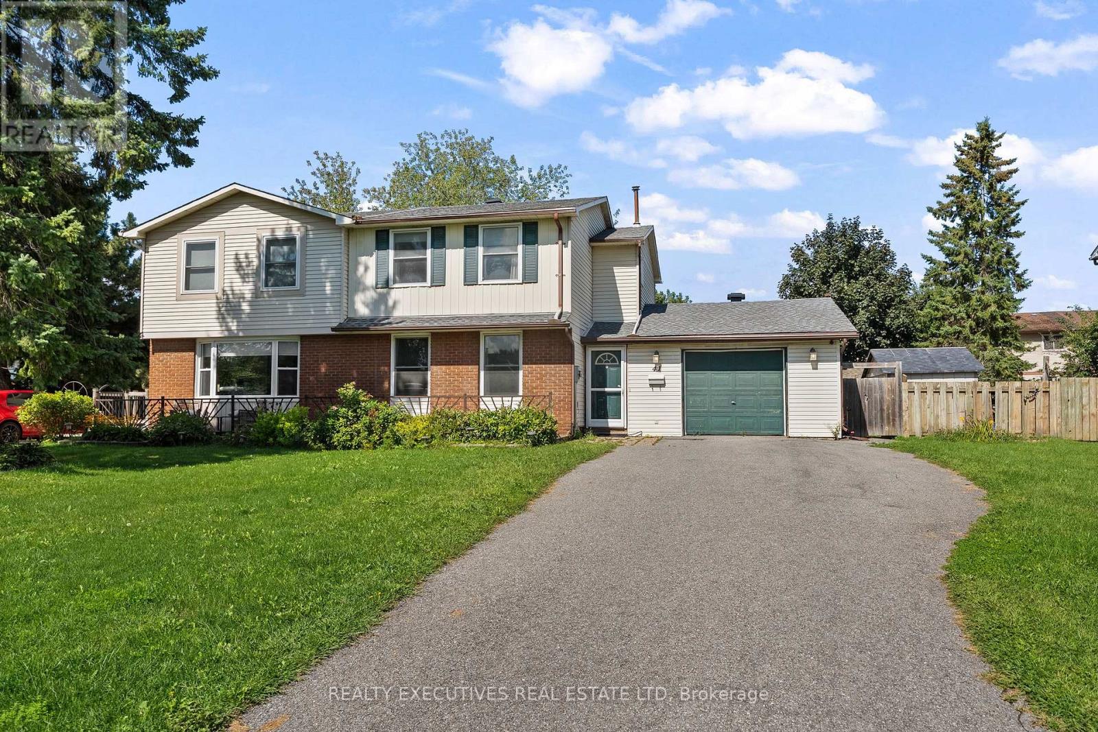 41 WINCHESTER DRIVE - 1