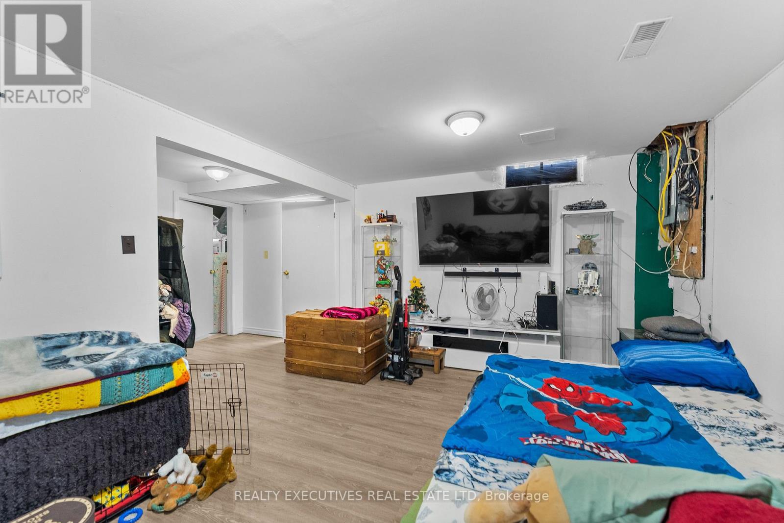 41 WINCHESTER DRIVE - 27