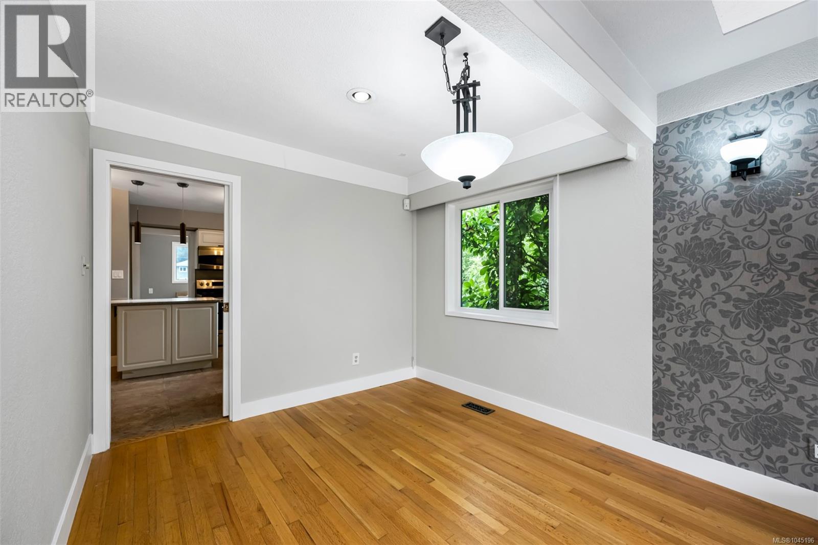 1656 Stanhope Pl - 11