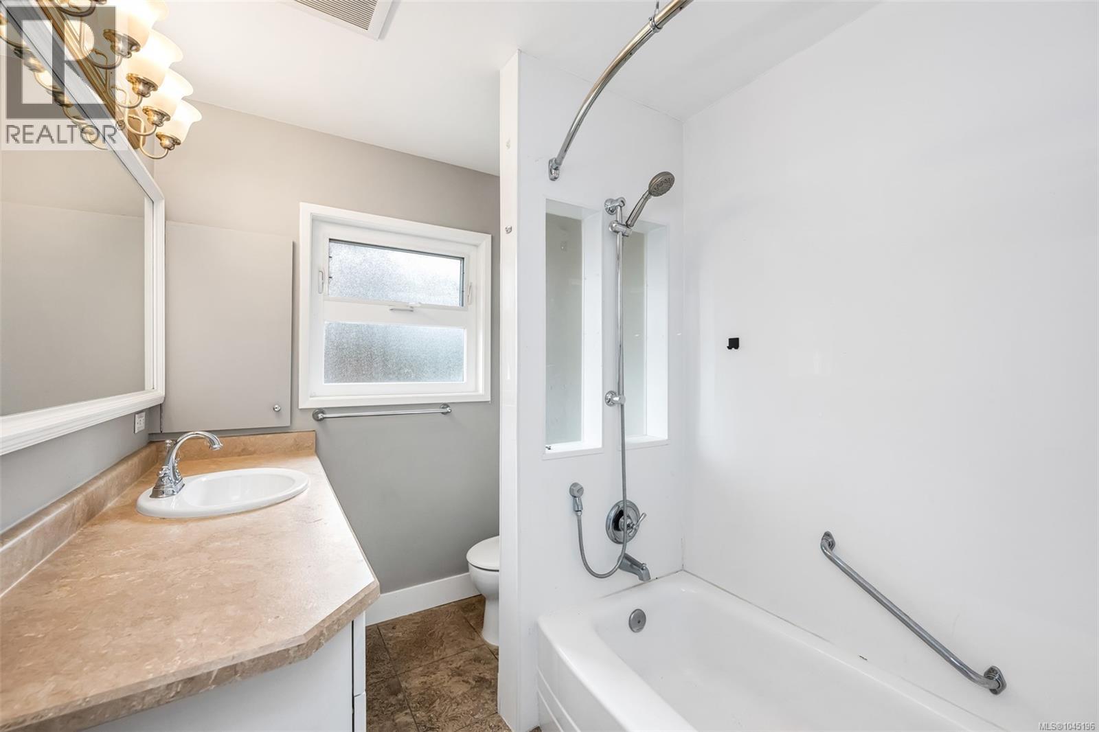 1656 Stanhope Pl - Image 25