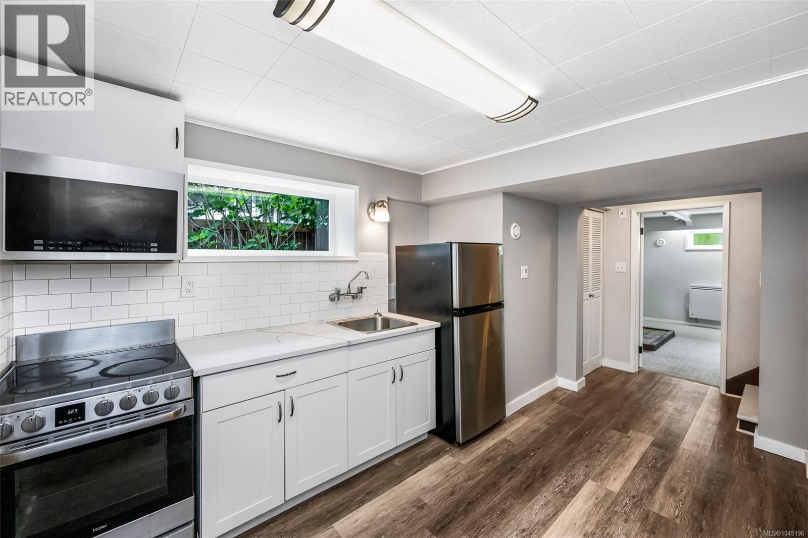 1656 Stanhope Pl - 29