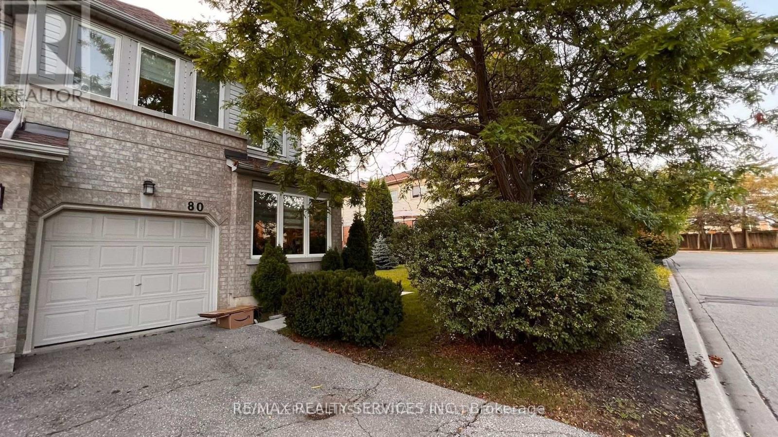 Photo of 2555 Thomas Street