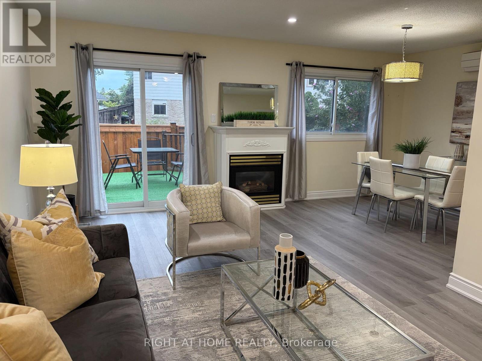 #5 5021 PINEDALE AVENUE - 4