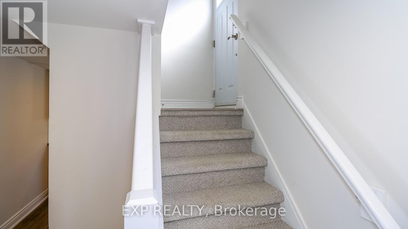 258 Napier Street — photo 11
