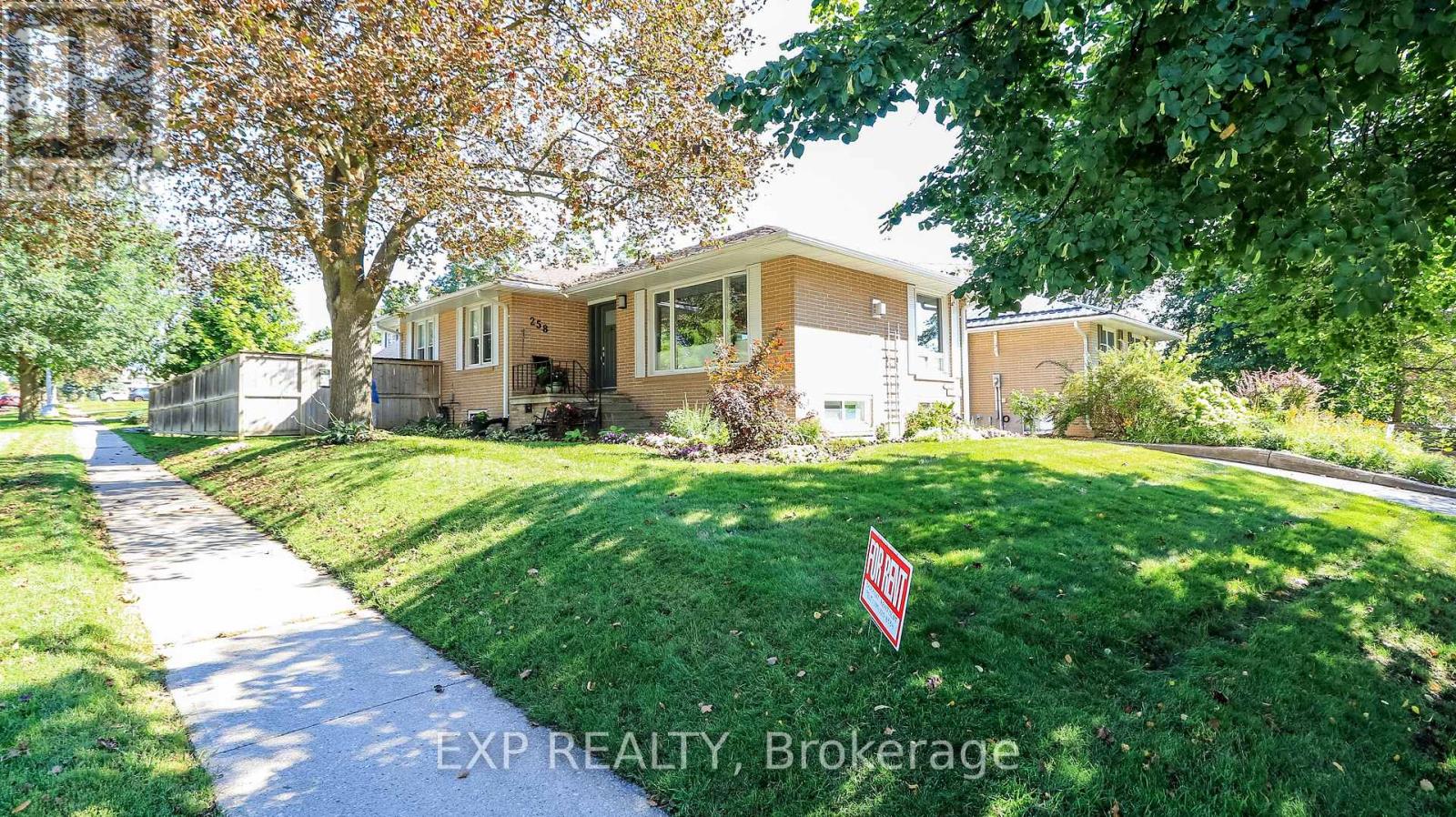 BASEMENT - 258 NAPIER STREET, Barrie (Codrington) — photo 8