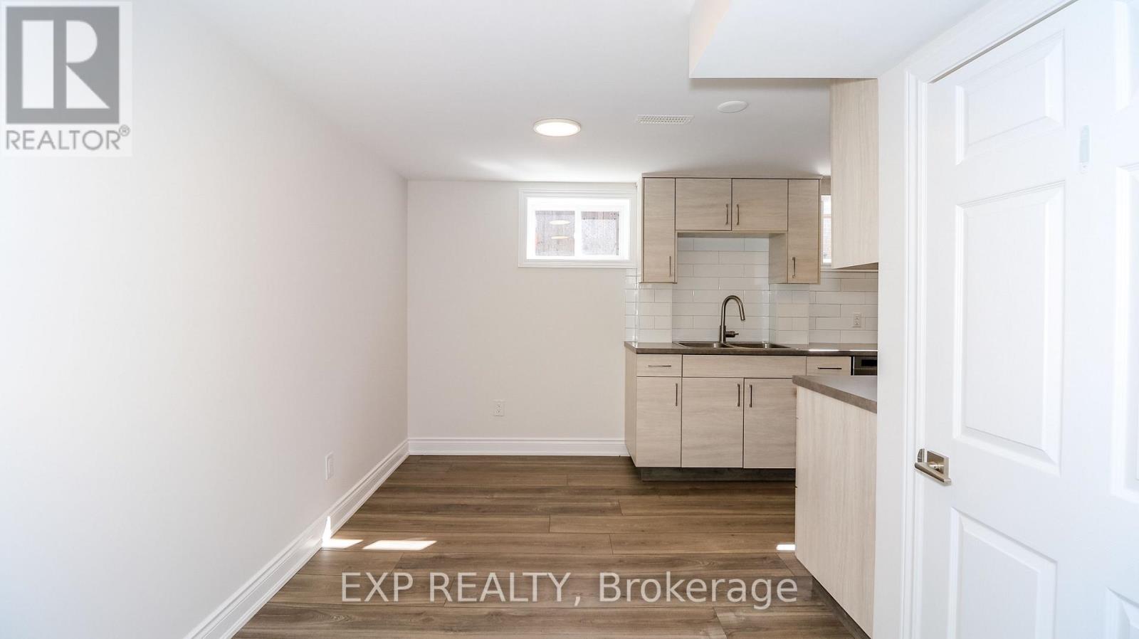 258 Napier Street — photo 21