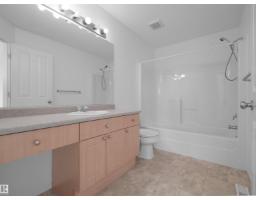 2410 32b St Nw, Edmonton, AB T6T1Y6 Photo 45