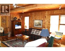 Dining nook - 17818 Lakeshore Road, Rondeau Park, ON N0P1X0 Photo 8