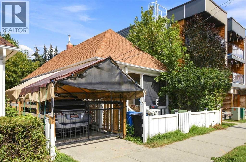808 Mcdougall Road NE - 2