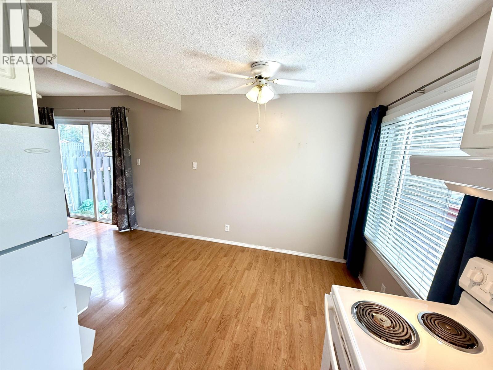 #325 2550 S OSPIKA BOULEVARD - 9
