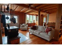804 Applegrove Road, Fauquier, BC V0G1J0 Photo 12