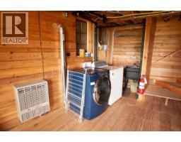 804 Applegrove Road, Fauquier, BC V0G1J0 Photo 29