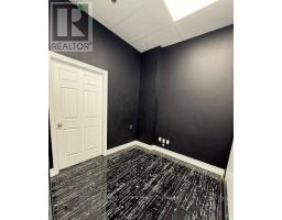 105 - 1 De Boers Drive, Toronto, ON M3J0G6 Photo 6