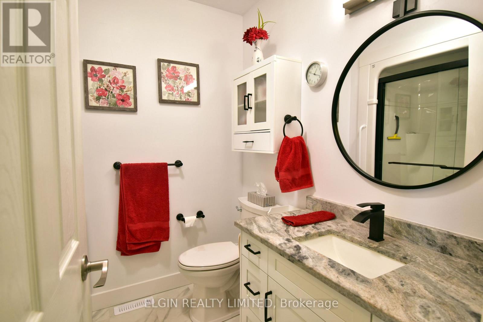 30 PEACH TREE BOULEVARD - 16