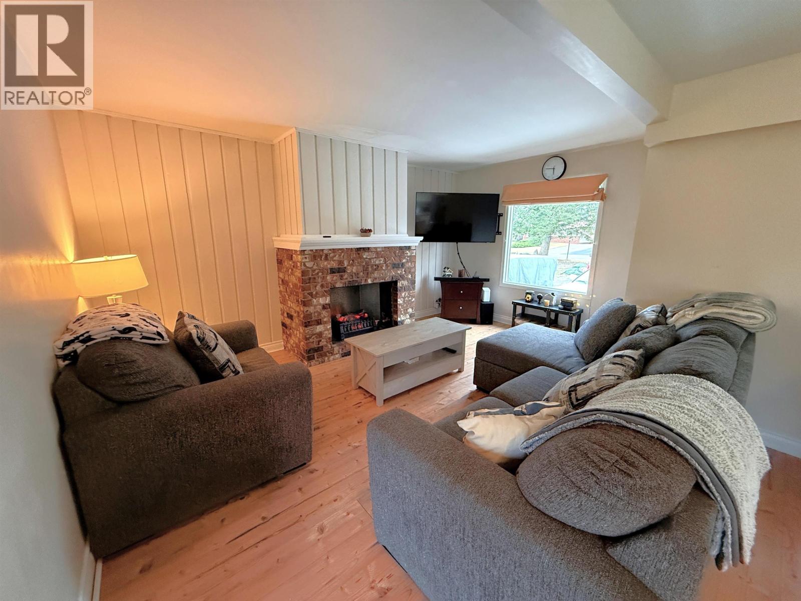 255 EVERGREEN CRESCENT - 9