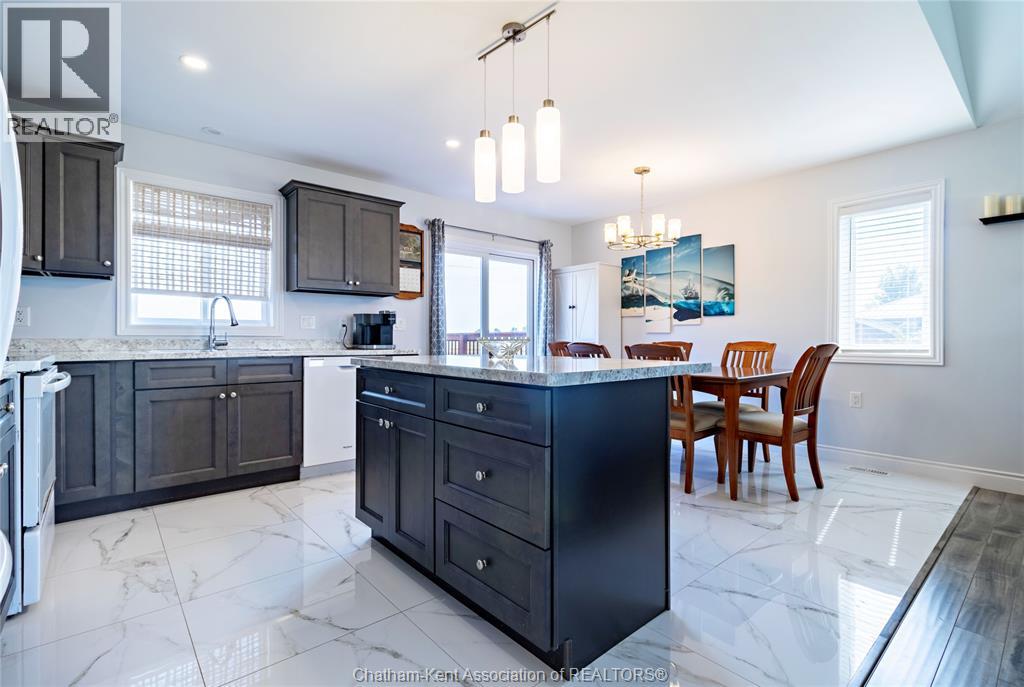 79 Blackacre CRESCENT - 14