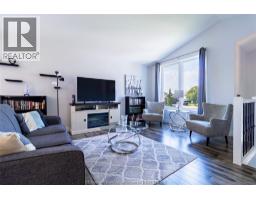 4pc Bathroom - 79 Blackacre Crescent, Tilbury, ON N0P2L0 Photo 6