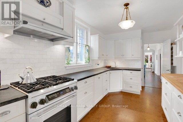 Main Floor Kitchen